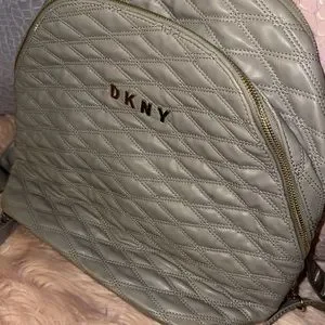 DKNY Allure 14\
